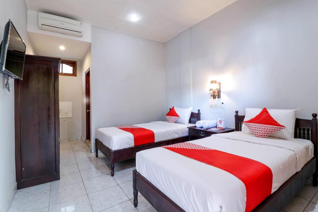 Oyo 2411 Taman Mekar Beach Inn 2 Kuta  Exterior photo