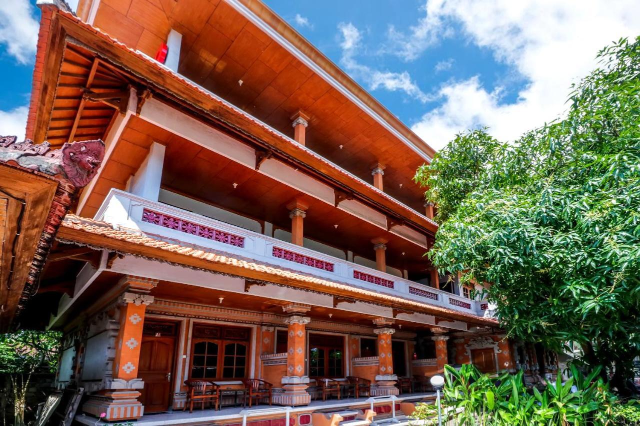 Oyo 2411 Taman Mekar Beach Inn 2 Kuta  Exterior photo